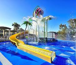 Windsor Hills splash pad and kids waterslide