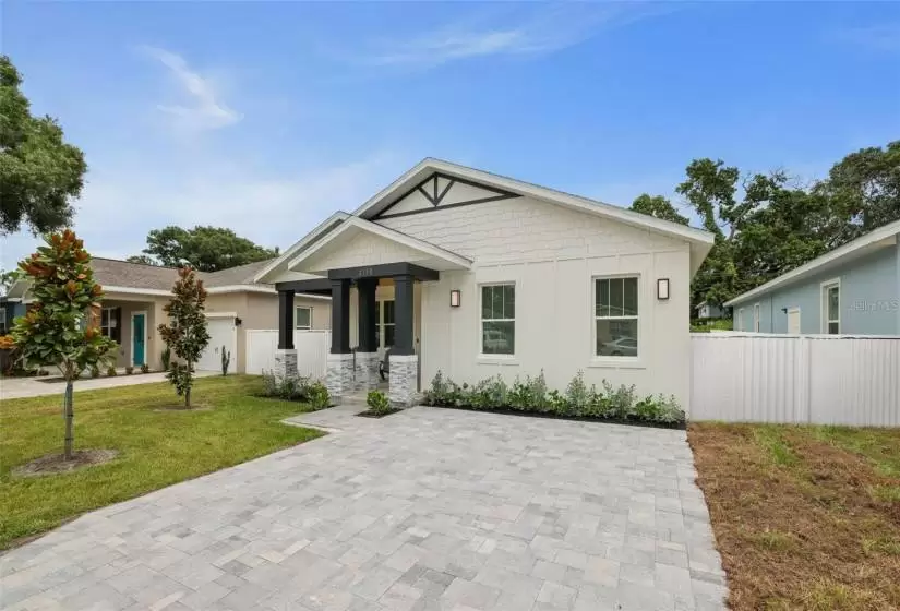 2150 43RD TERRACE, ST PETERSBURG, Florida 33714, 3 Bedrooms Bedrooms, ,2 BathroomsBathrooms,Single Family Residence,For Sale,43RD,MFRO6258502