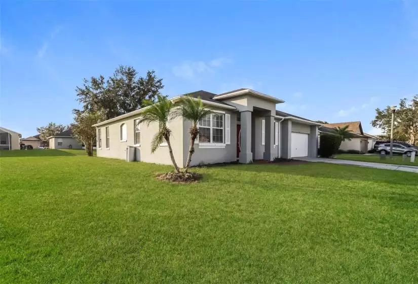 7402 GINGKO AVENUE, LAKELAND, Florida 33810, 4 Bedrooms Bedrooms, ,2 BathroomsBathrooms,Single Family Residence,For Sale,GINGKO,MFRO6258552