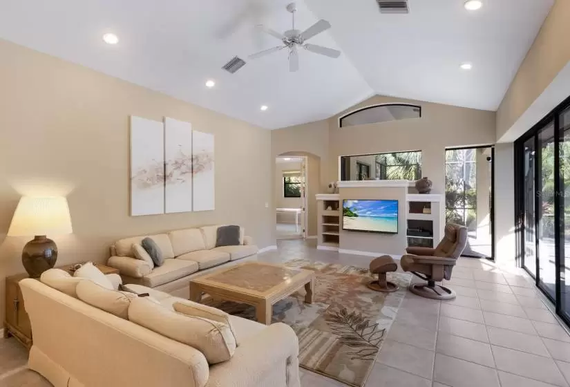 7704 WESTON COURT, LAKEWOOD RANCH, Florida 34202, 5 Bedrooms Bedrooms, ,3 BathroomsBathrooms,Single Family Residence,For Sale,WESTON,MFRA4629607